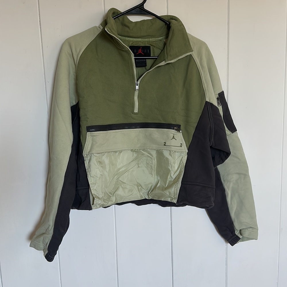 Jordan Air half zip